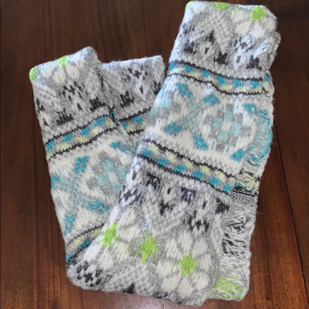 Multi-colored scarf
